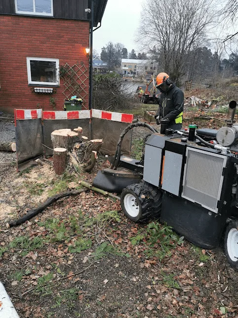 Stubbfräsning Täby
